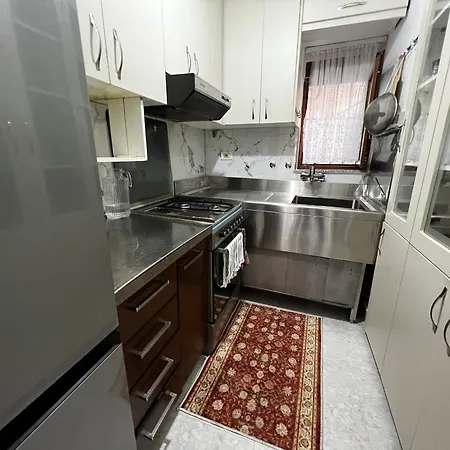 Apartment Boulevard *